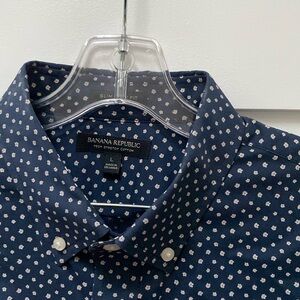 Banana Republic Men’s Large Tech Stretch Cotton Shirt